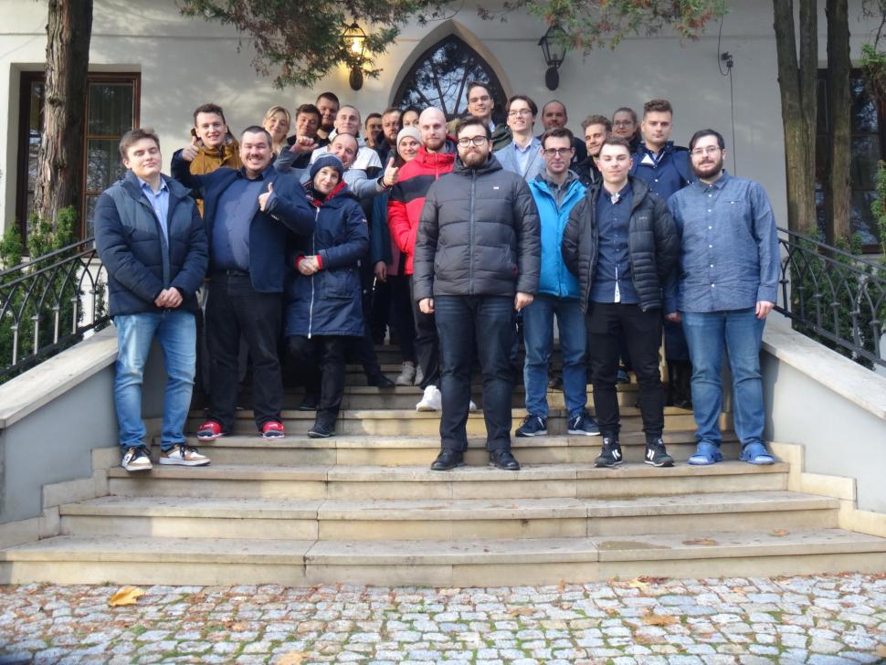 Uczestnicy Seminarium Naukowego Mikroelektroniki w Konopnicy w 2023 roku